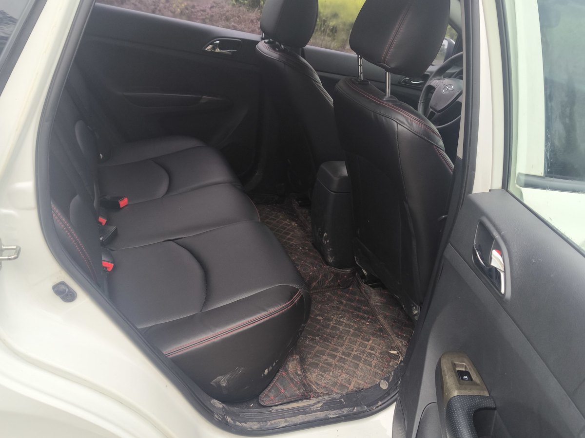 海馬 M3  2016款 1.5L 手動舒適型天窗版圖片