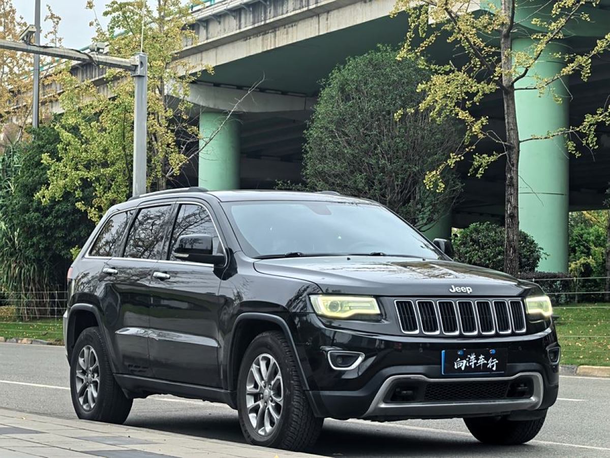 Jeep 大切諾基  2014款 3.0L 舒享導航版圖片