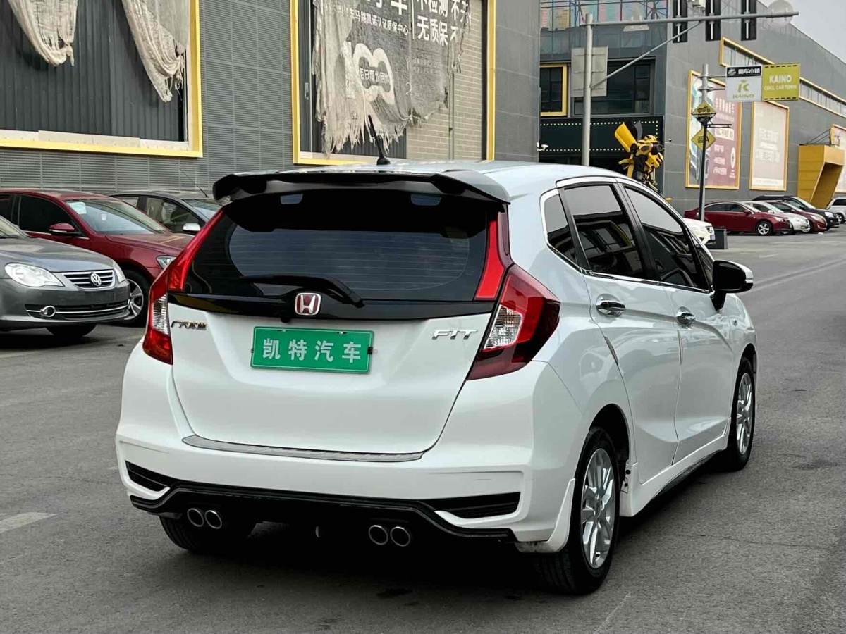 本田 飛度  2018款 1.5L CVT舒適天窗版圖片