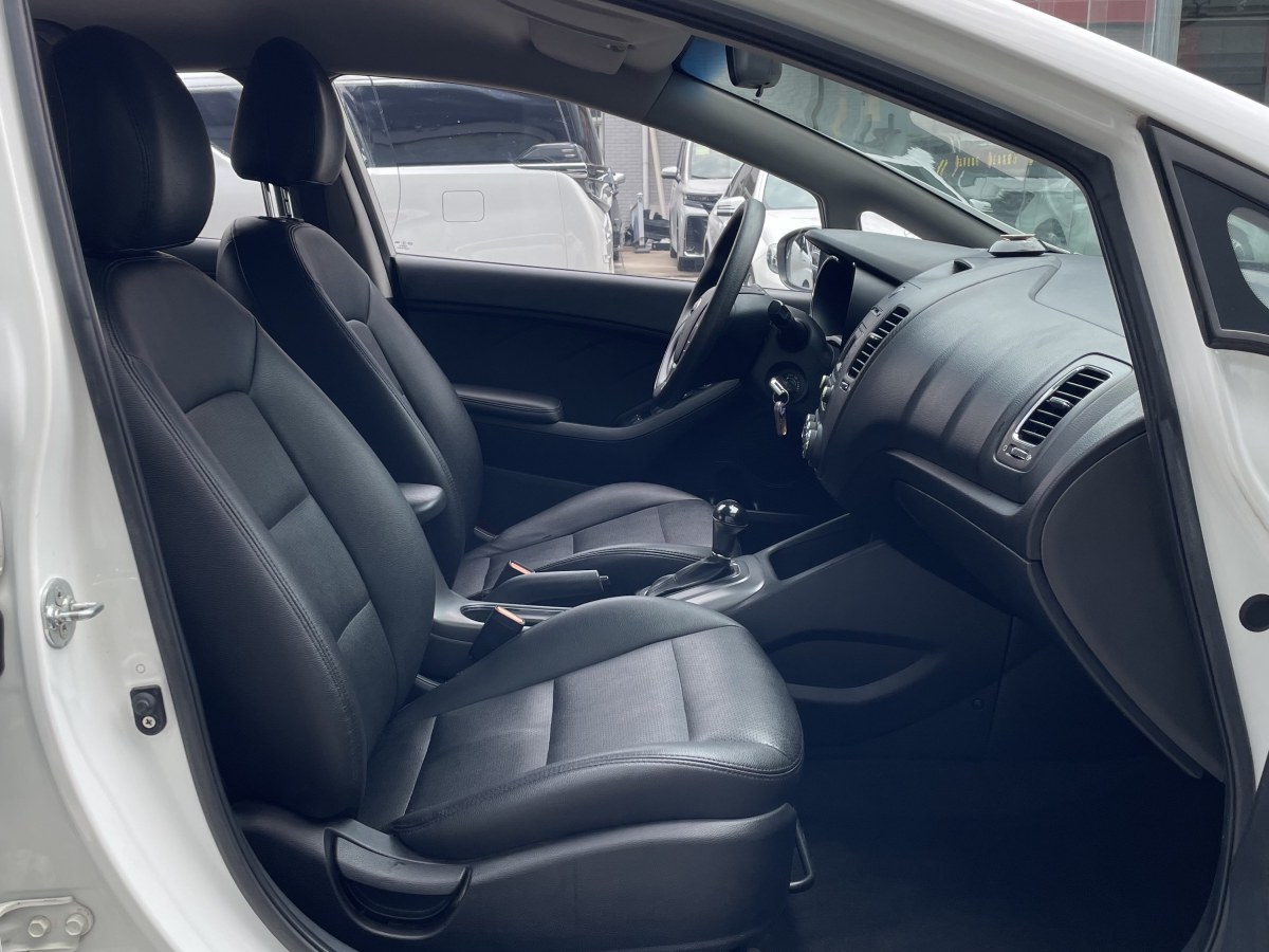 起亞 K3  2015款 1.6L 自動GL圖片