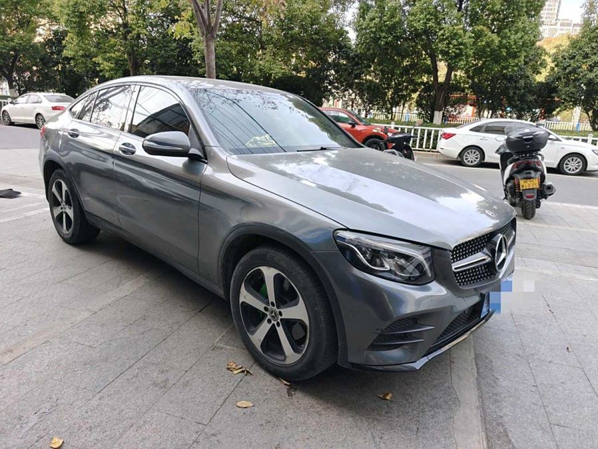 奔馳 奔馳GLC  2022款 改款 GLC 300 4MATIC 轎跑SUV圖片