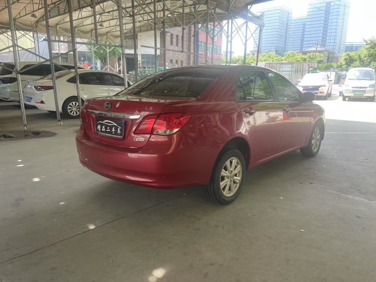 比亞迪 L3  2013款 1.5L 自動(dòng)尊貴型圖片