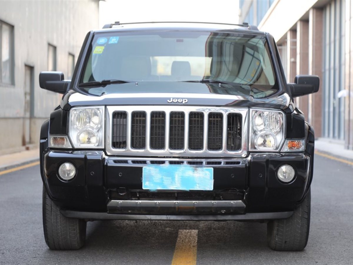 【大連】2008年03月 jeep 指揮官 2008款 5.7 hemi 黑色 自動檔