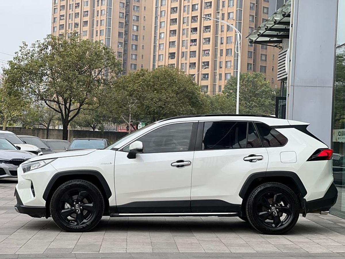 豐田 RAV4榮放  2023款 雙擎 2.5L E-CVT四驅精英Plus版圖片