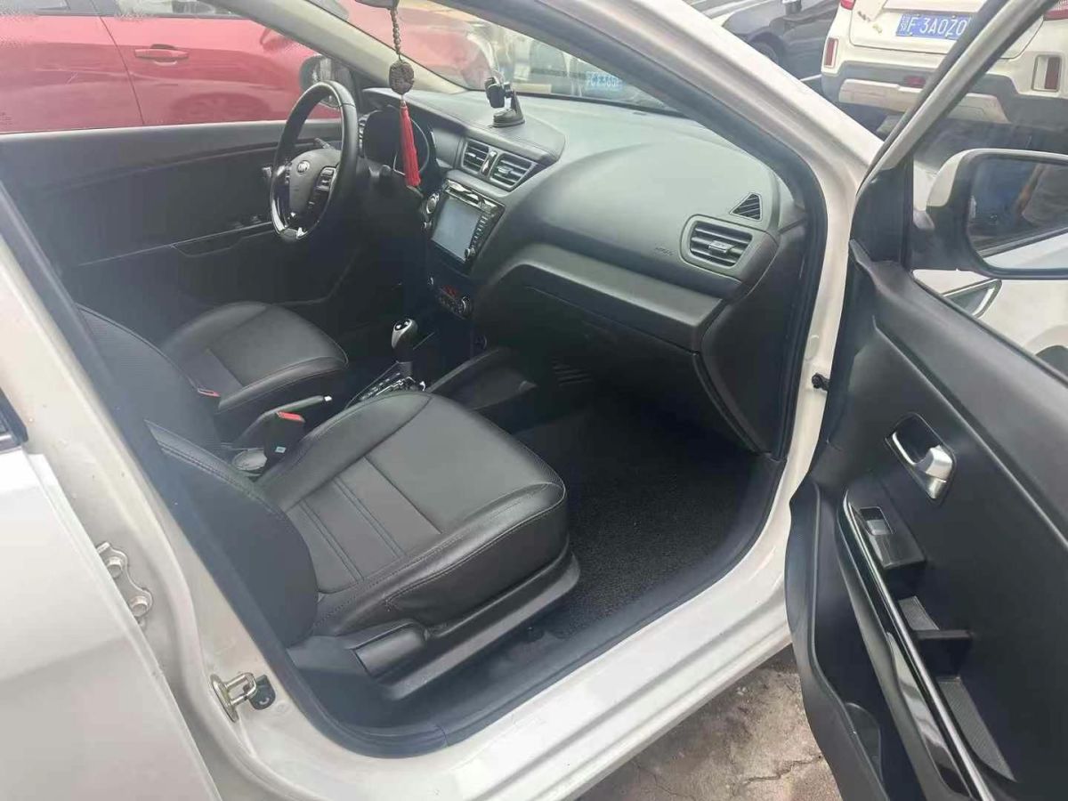 起亞 K2  2015款 兩廂 1.4L GLS圖片