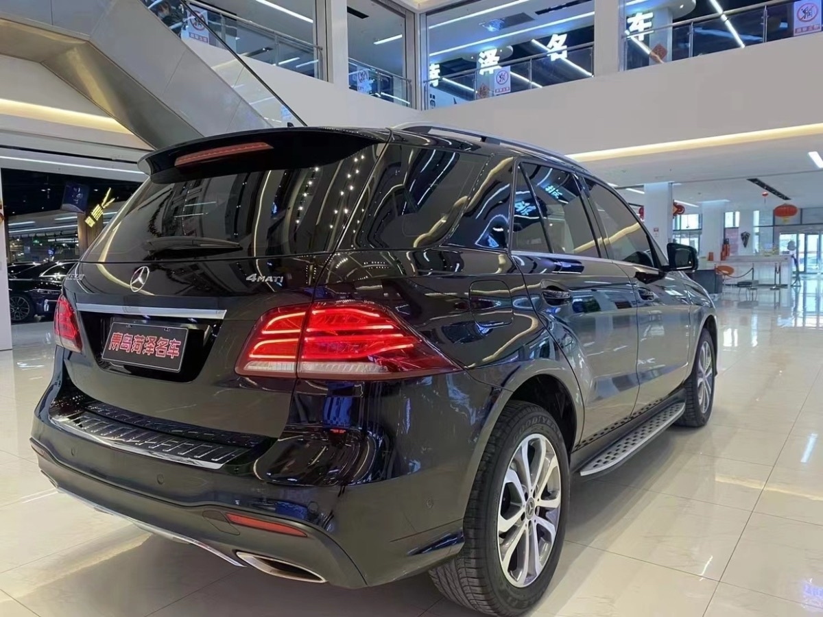 奔馳 奔馳GLE  2017款 GLE 320 4MATIC 動(dòng)感型圖片