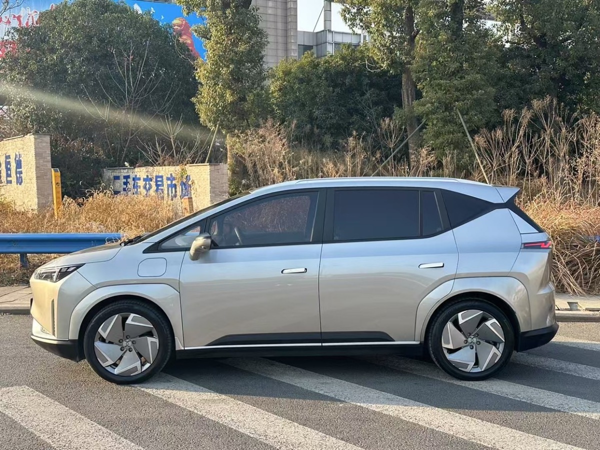 合創(chuàng) 合創(chuàng)Z03  2022款 潮酷版 620km圖片