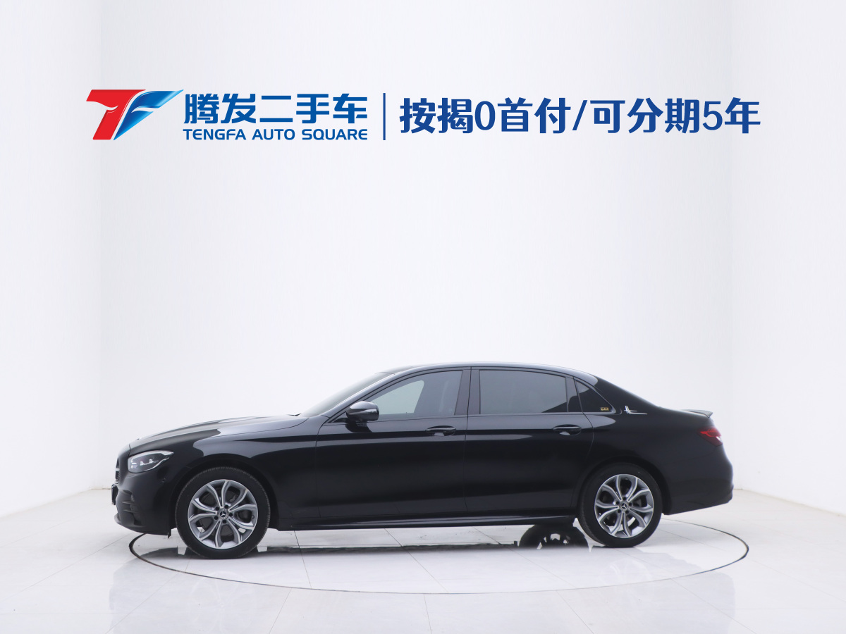 奔馳 奔馳E級(jí)  2022款 改款 E 300 L 運(yùn)動(dòng)豪華型圖片
