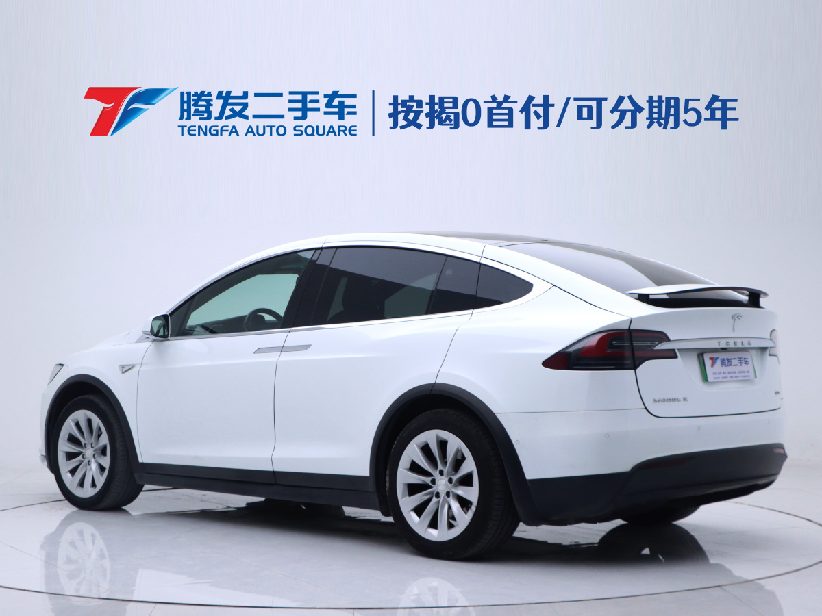 特斯拉 Model X  2016款 Model X 90D圖片