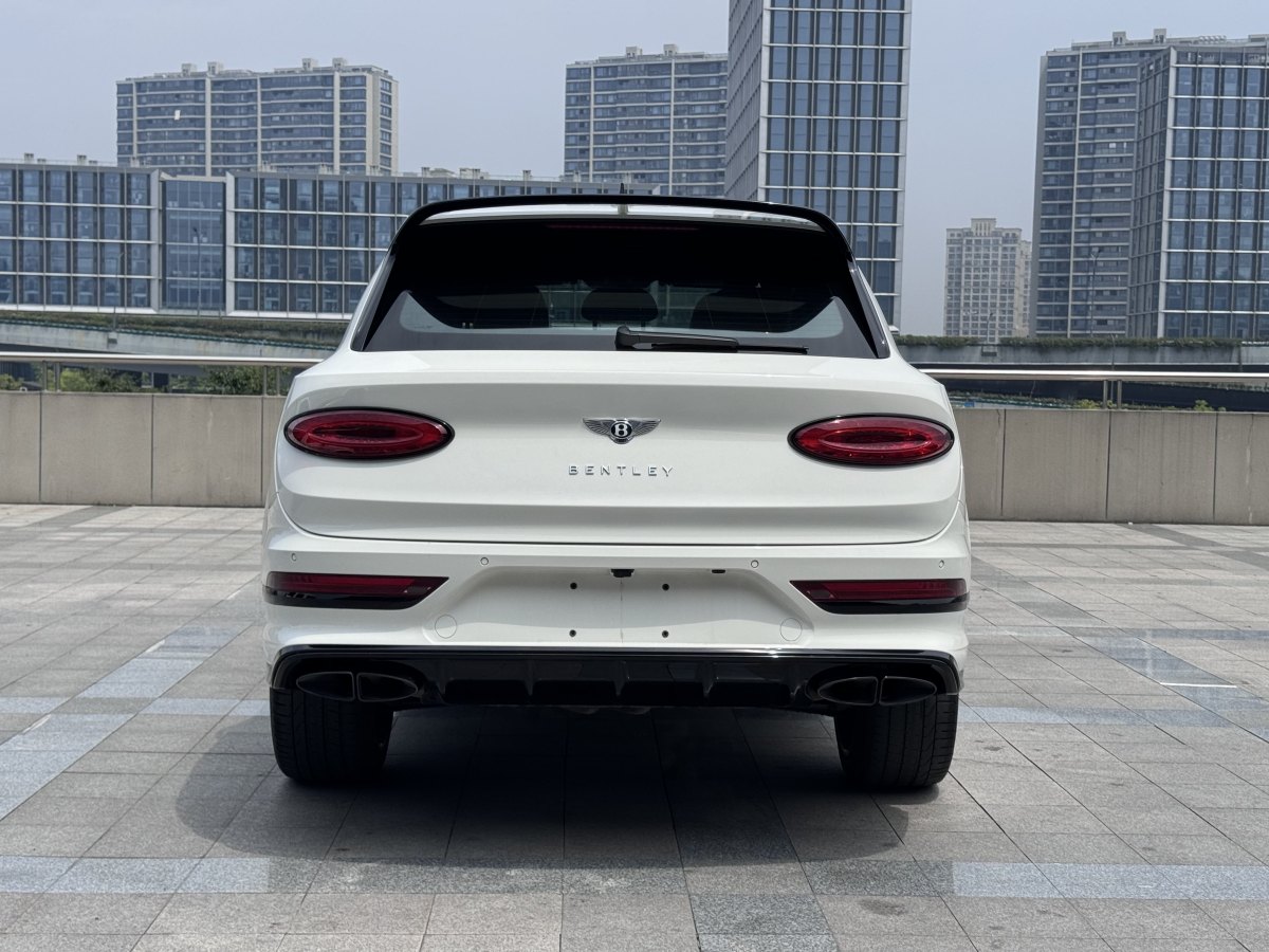 賓利 添越  2022款 4.0T V8 S圖片