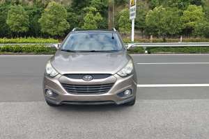 2012年08月現(xiàn)代 ix35  2.0L 自動兩驅(qū)精英版GLS