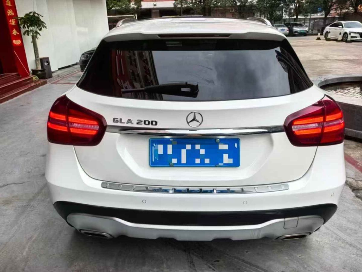 奔馳 奔馳GLA  2018款 GLA 200 動感型圖片