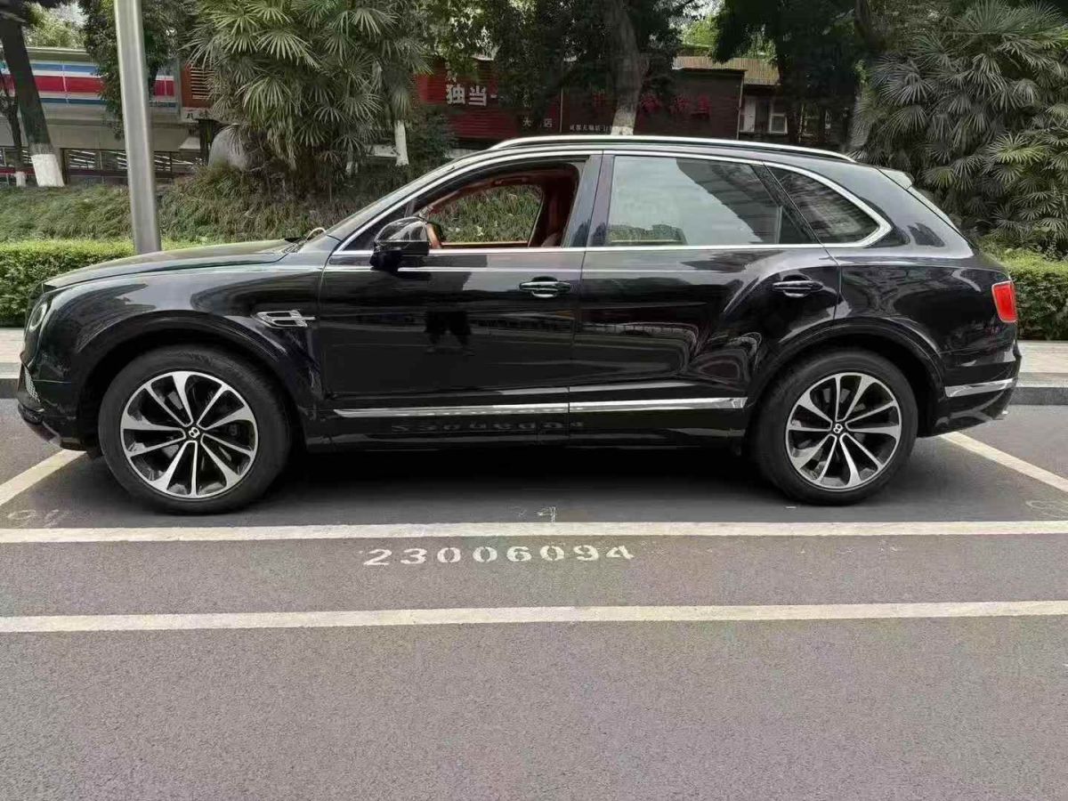 賓利 添越  2018款 4.0T V8圖片