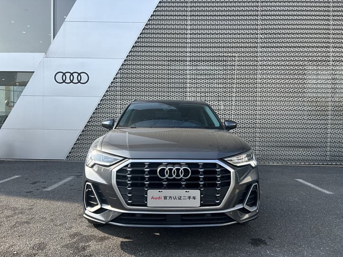 奧迪 奧迪Q3  2021款 35 TFSI 時尚動感型圖片