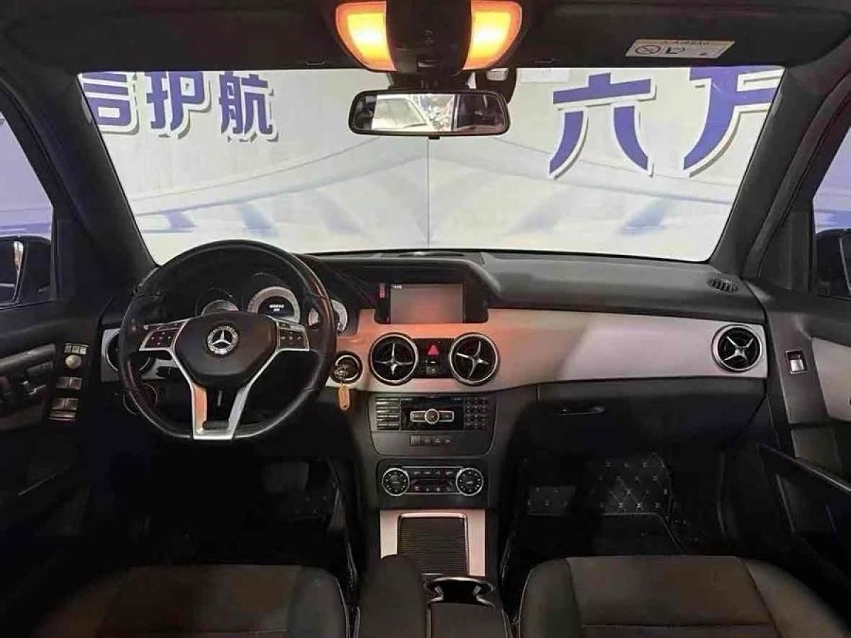 奔馳 奔馳GLK級  2014款 GLK 200 標(biāo)準型圖片