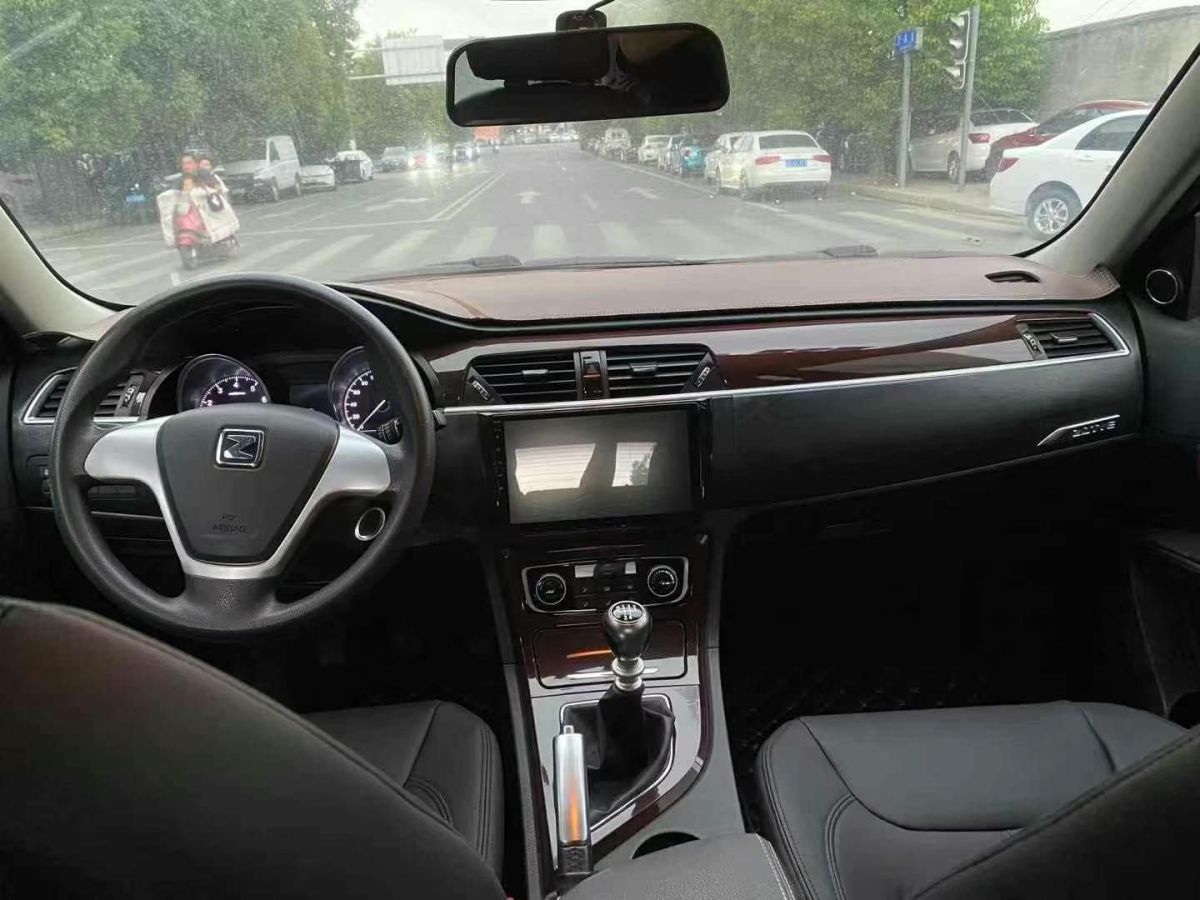 眾泰 Z300  2016款 1.5L 手動精英型圖片