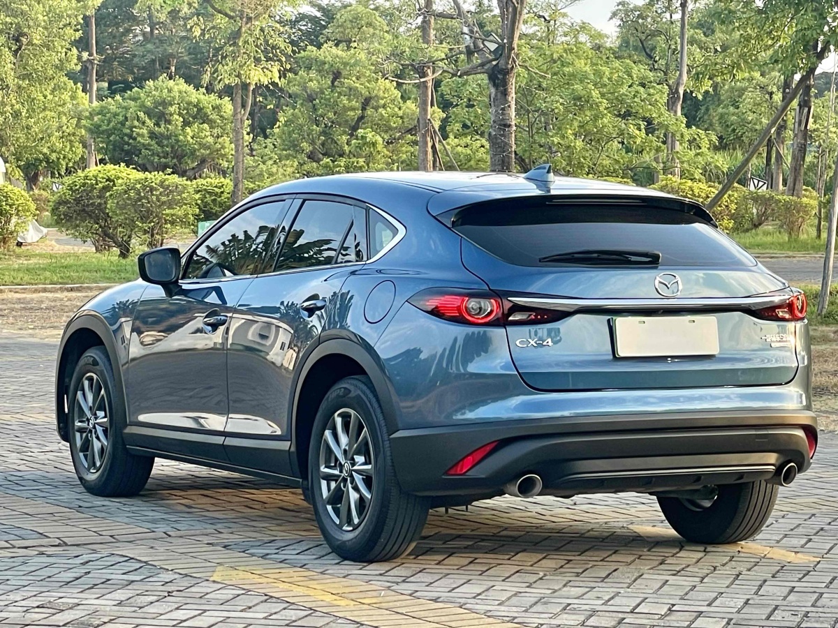 2020年7月馬自達 CX-4  2020款 2.0L 自動兩驅(qū)藍天青春版