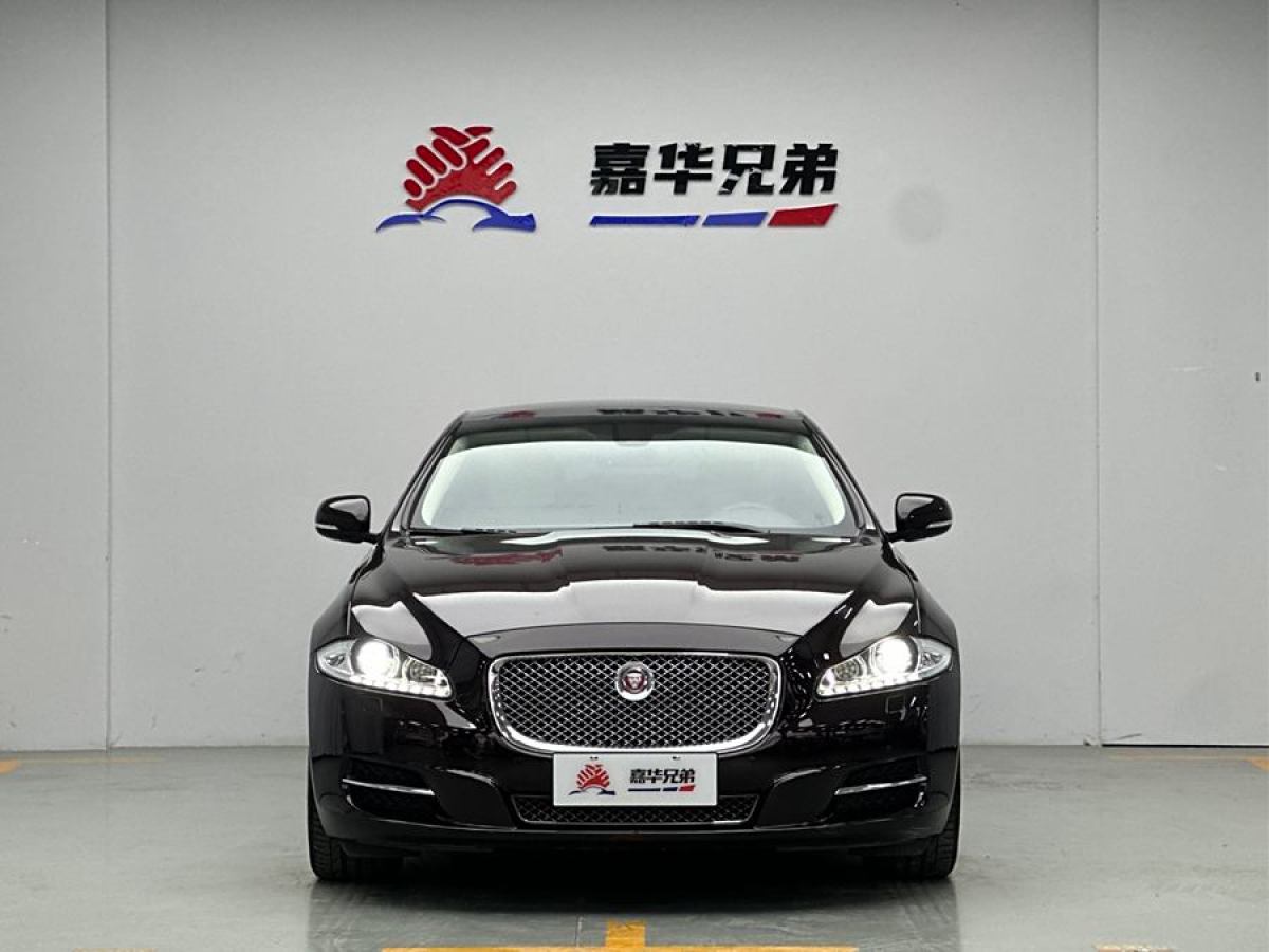 捷豹 XJ  2014款 XJL 3.0 SC 四驅(qū)尊享商務(wù)版圖片