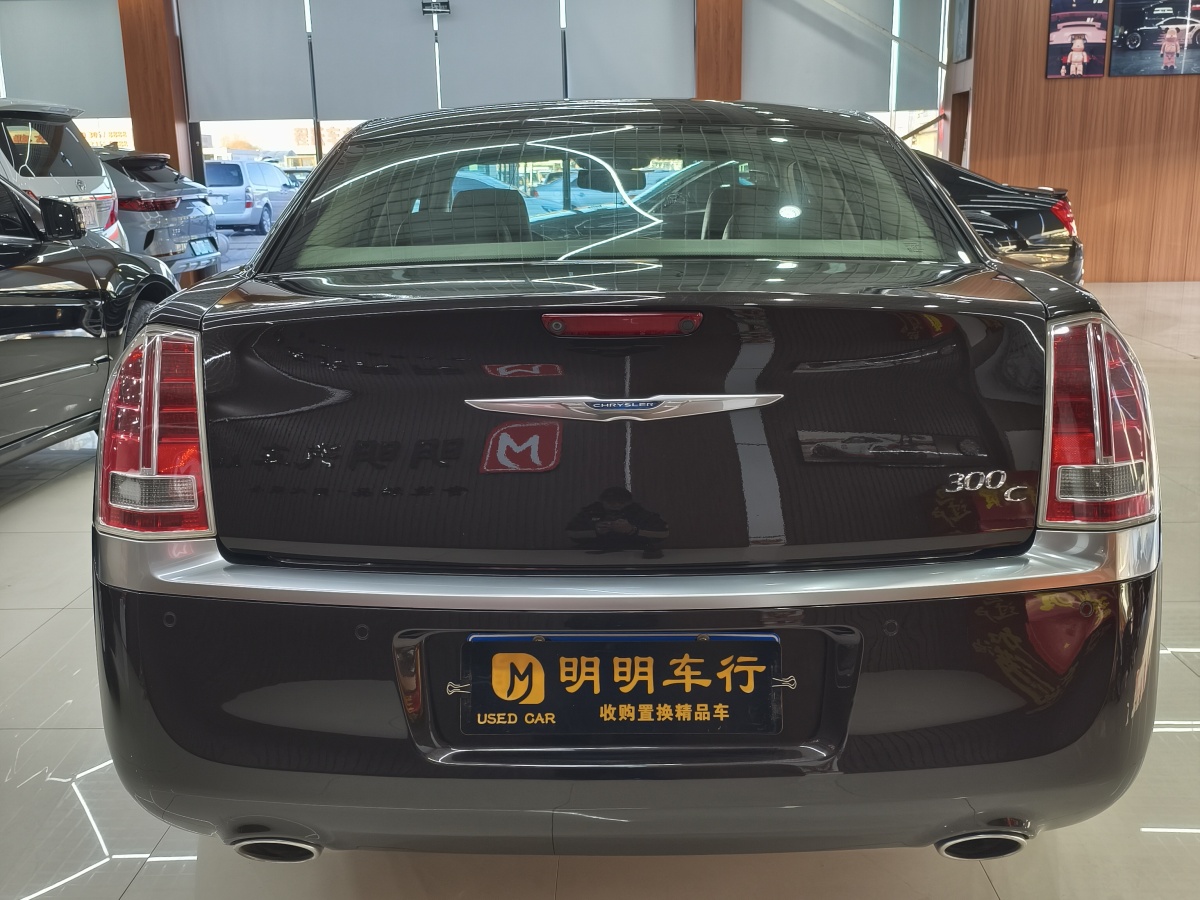 克萊斯勒 300C  2012款 3.6L 豪華版圖片