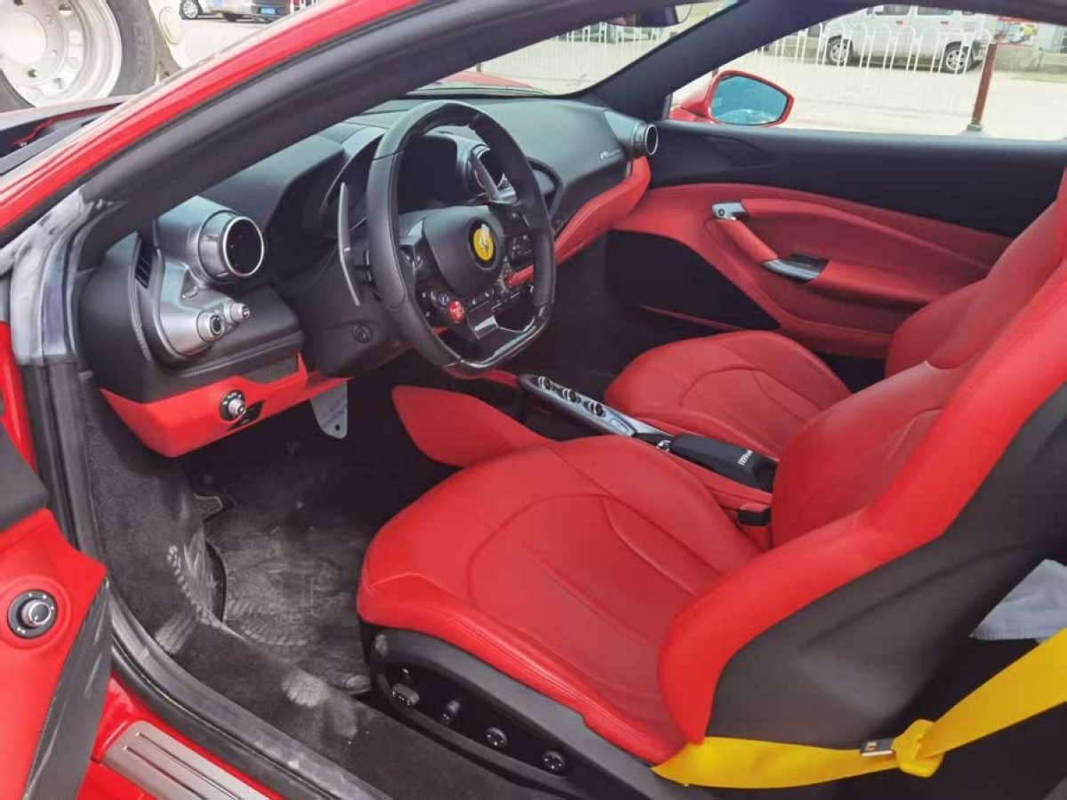 法拉利 F8 Tributo  2019款  3.9T V8圖片