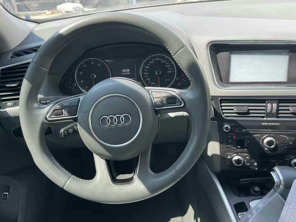 奧迪 奧迪Q5  2013款 Q5 3.0TFSI 45TFSI Quattro 運(yùn)動(dòng)型圖片