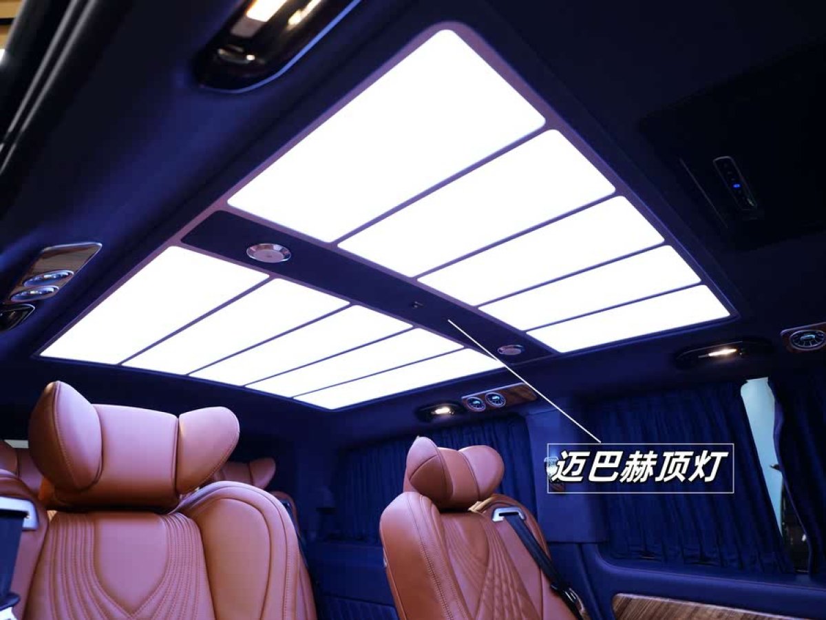 奔馳 威霆  2021款 2.0T 商務(wù)版 7座圖片