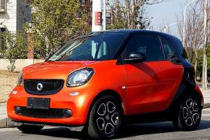 fortwo smart 0.9T 66千瓦硬頂先鋒版