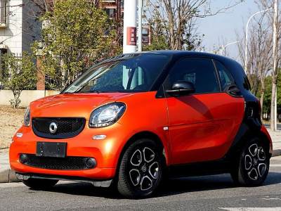 2018年3月 smart fortwo 0.9T 66千瓦硬頂先鋒版圖片