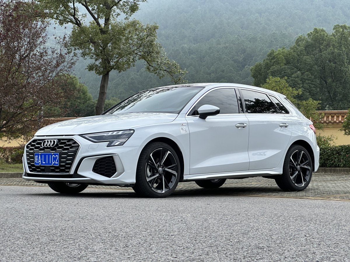 奧迪 奧迪A3  2022款 Sportback 35 TFSI 時尚運(yùn)動型圖片