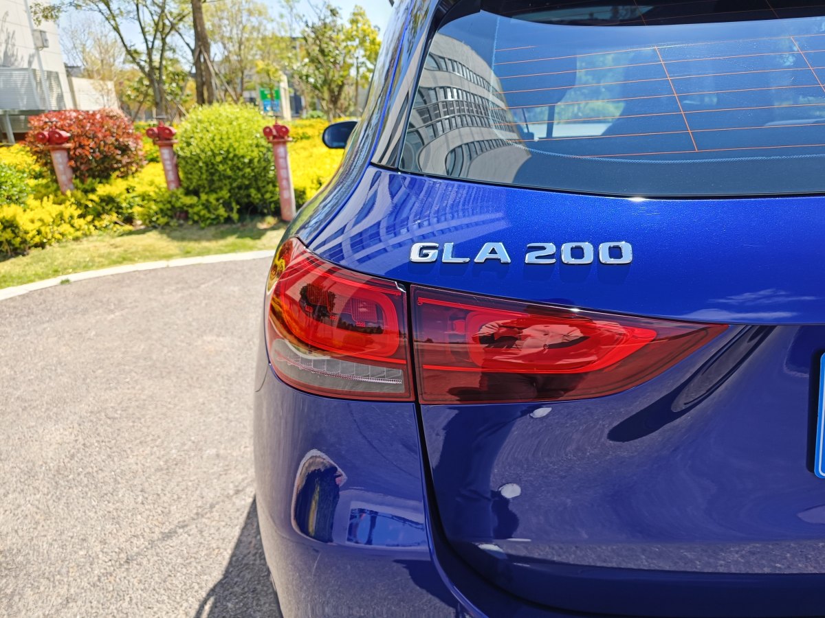 2021年4月奔驰 奔驰GLA  2020款 GLA 200