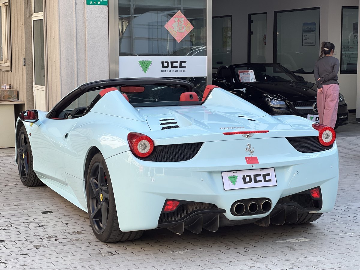 2013年5月法拉利 458  2013款 4.5L Spider