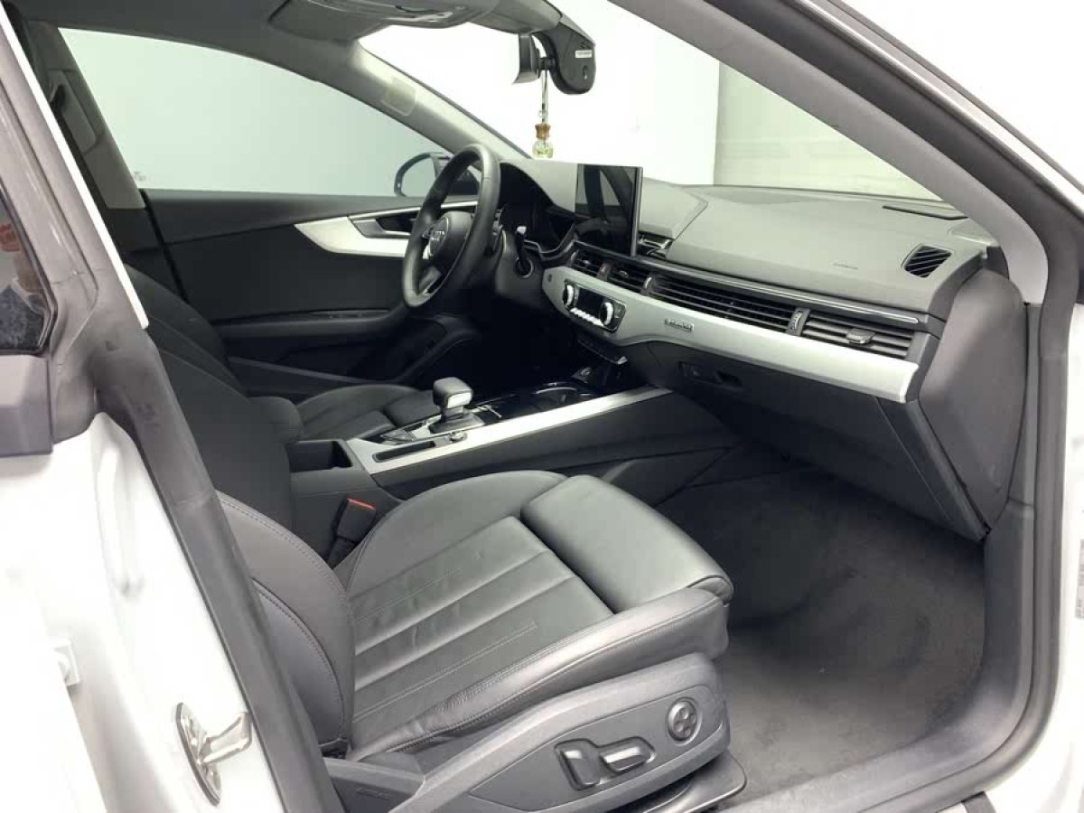 奧迪 奧迪A5  2023款 Sportback 40 TFSI 時(shí)尚動(dòng)感型圖片