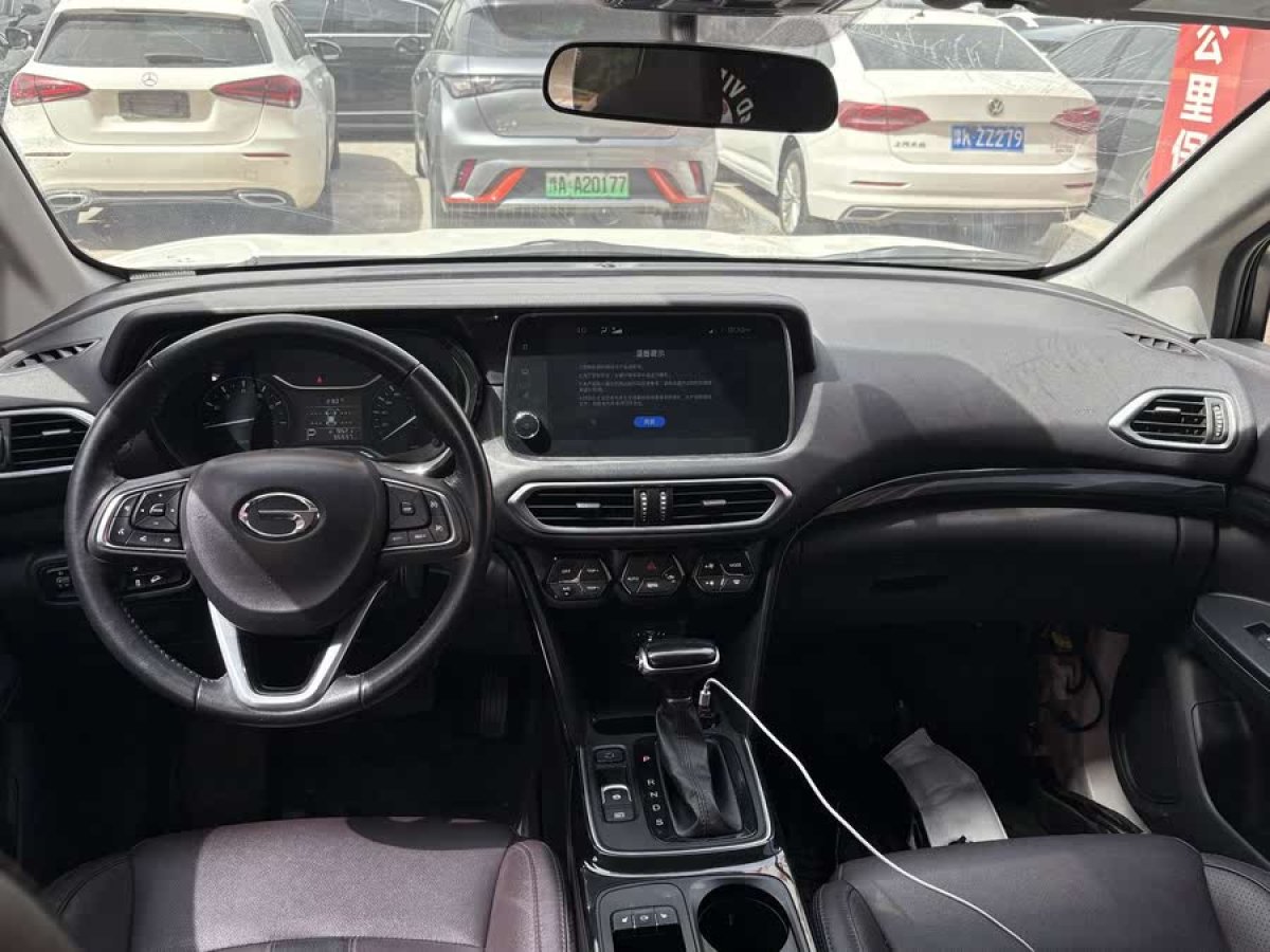 廣汽傳祺 GS4  2019款  270T 自動(dòng)兩驅(qū)豪華智聯(lián)版圖片