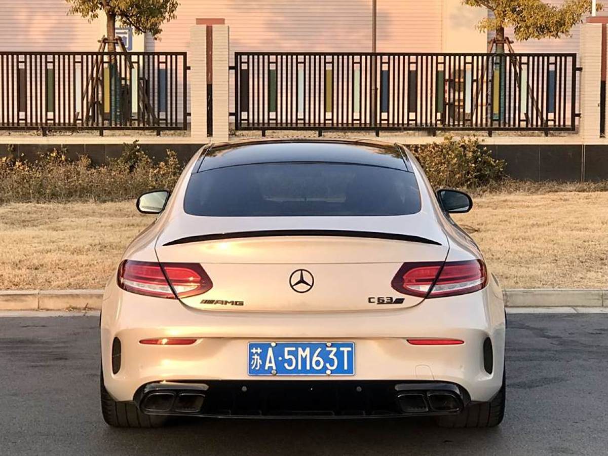 奔馳 奔馳C級(jí)AMG  2019款 AMG C 63 轎跑車(chē)圖片