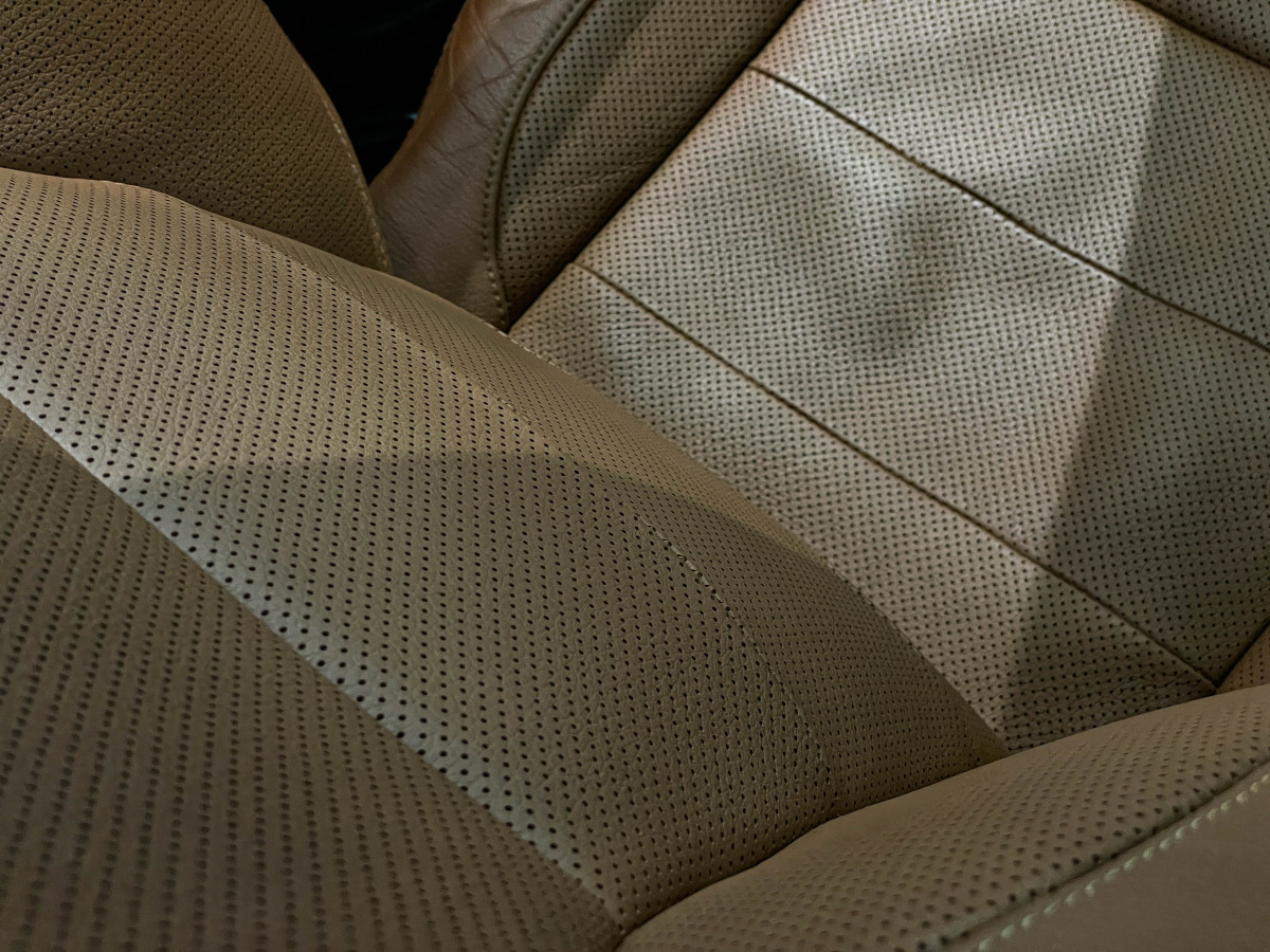 奔驰 奔驰GLS  2023款 改款 GLS 400 4MATIC图片