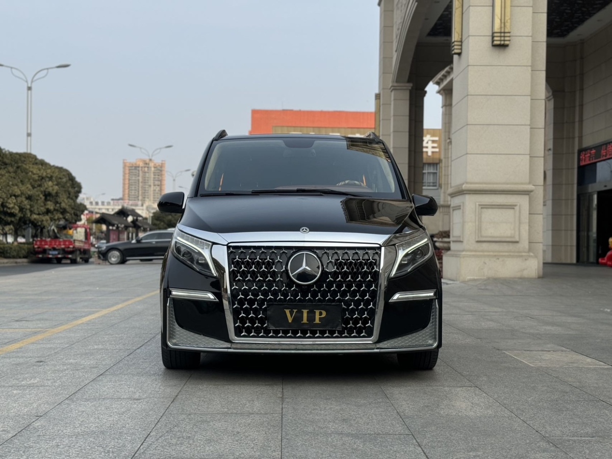 奔馳 威霆  2020款 2.0T 商務版 9座圖片