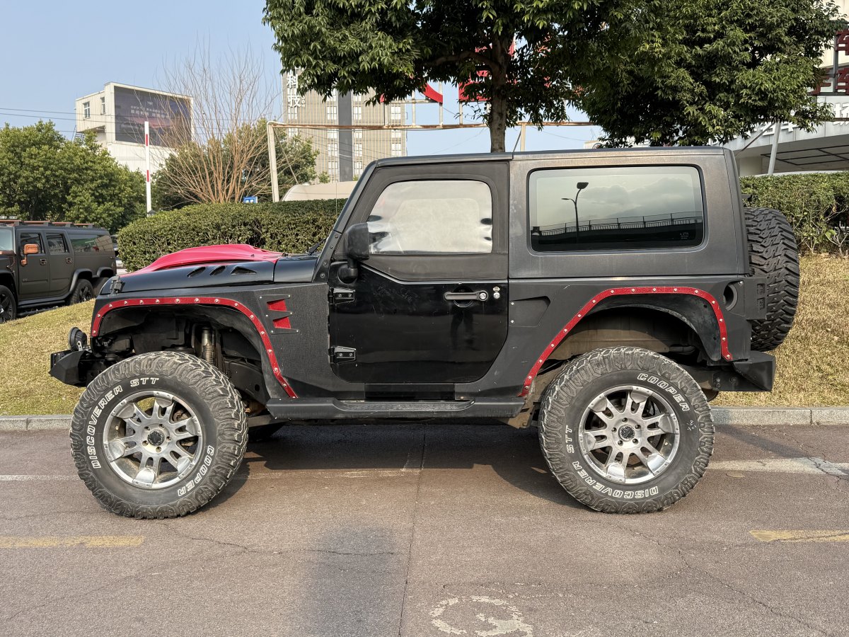 Jeep 牧馬人  2008款 3.8L Sahara 兩門版圖片