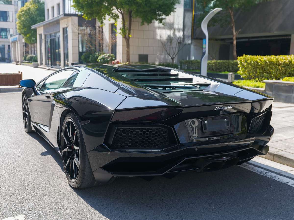 蘭博基尼 Aventador  2011款 LP 700-4圖片