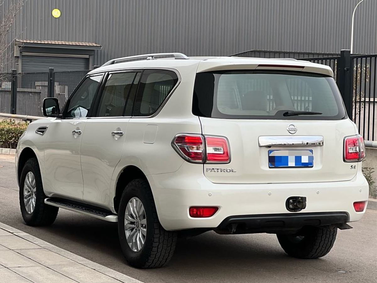 日產(chǎn) 途樂  2018款 4.0L 旗艦型圖片