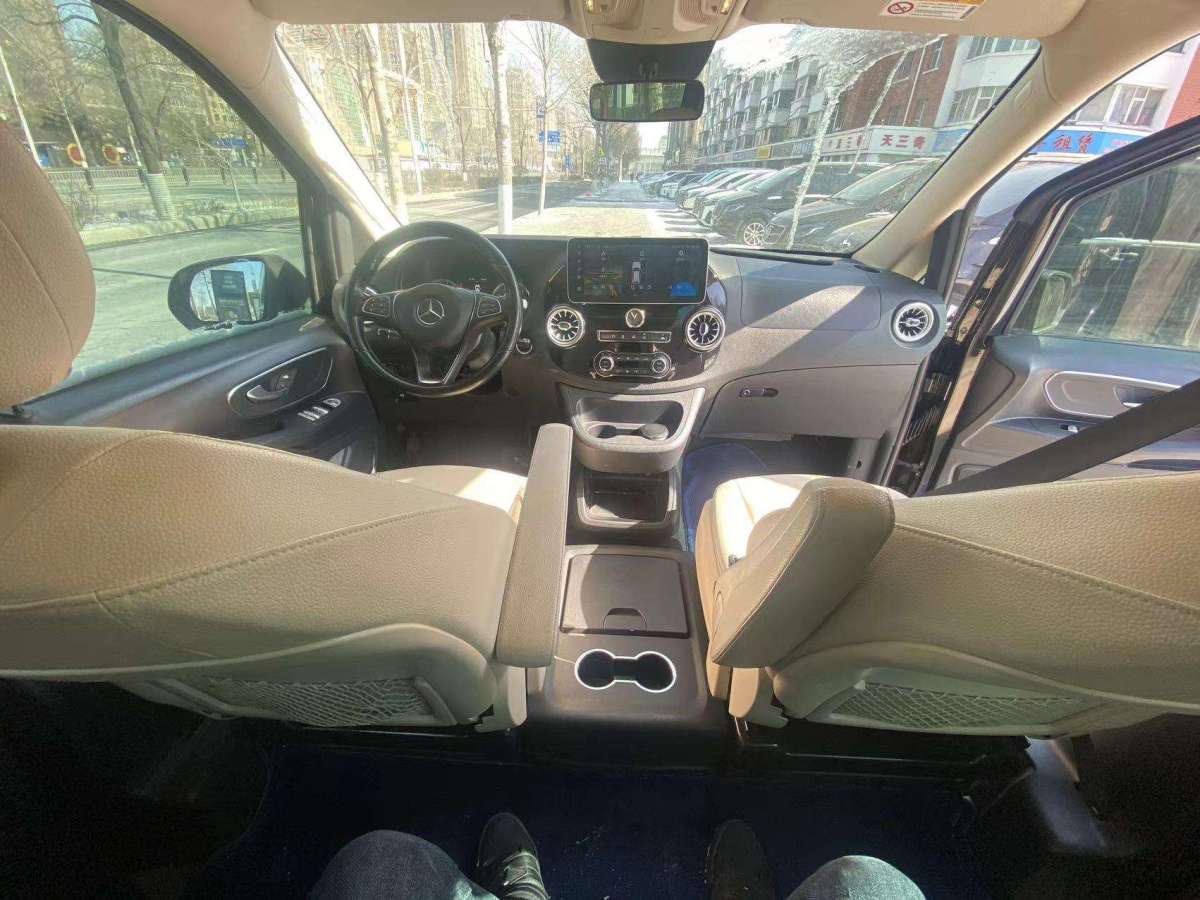 奔驰 威霆  2016款 2.0T 精英版 9座图片
