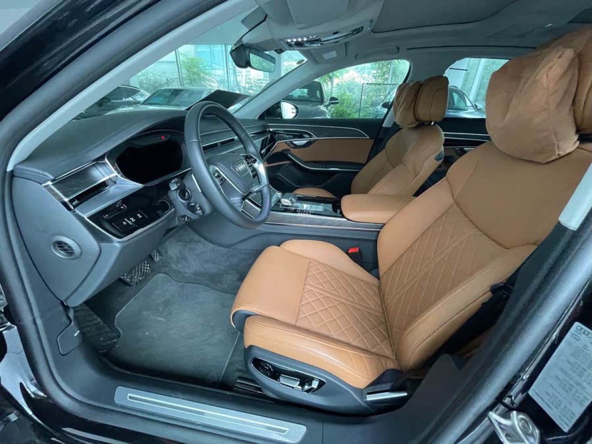 奧迪 奧迪A8  2024款 A8L 50 TFSI quattro 臻選型圖片
