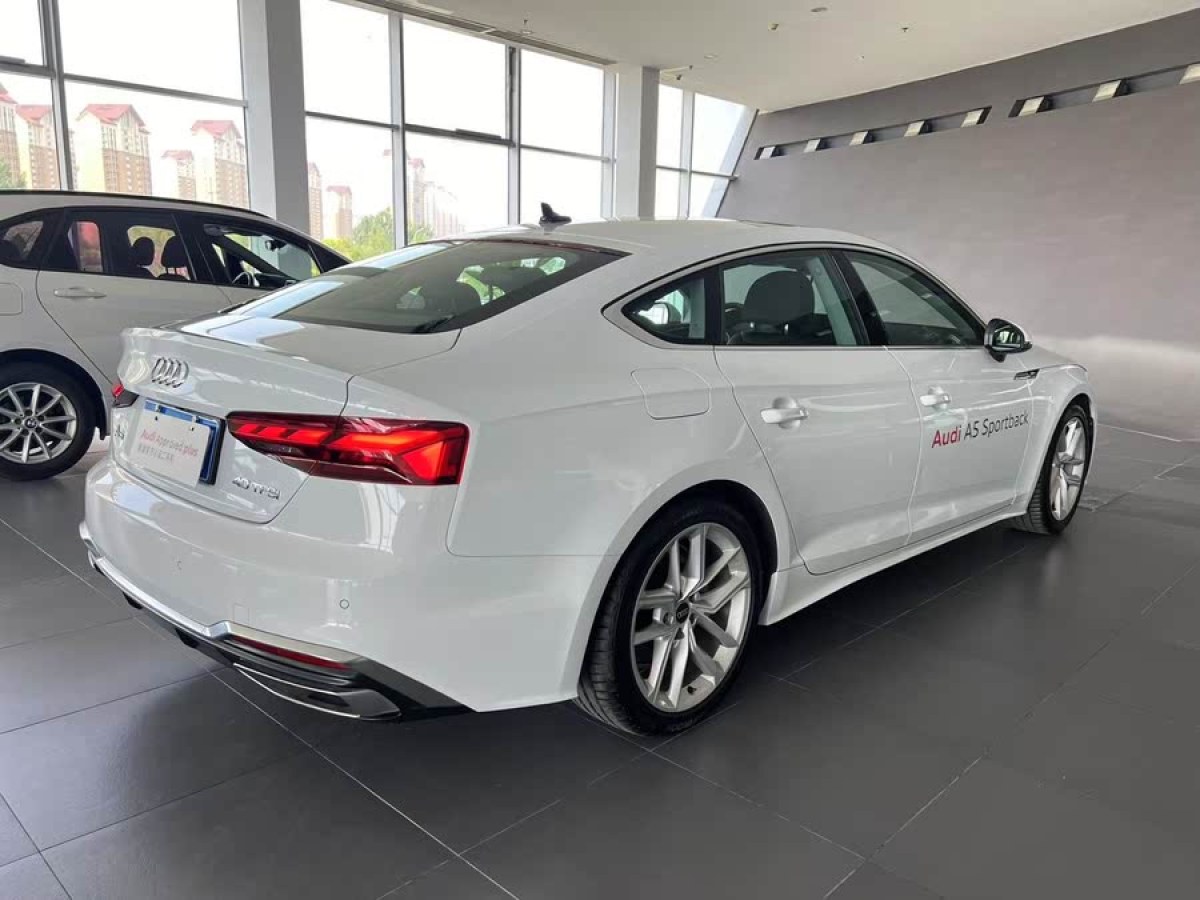 奧迪 奧迪A5  2024款 Sportback 40 TFSI 時尚動感型圖片