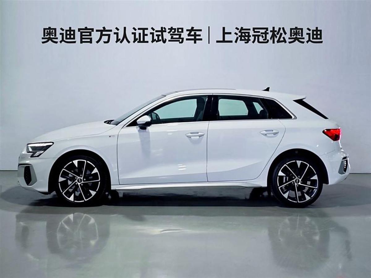 奧迪 奧迪A3  2022款 Sportback 35 TFSI 時(shí)尚運(yùn)動(dòng)型圖片