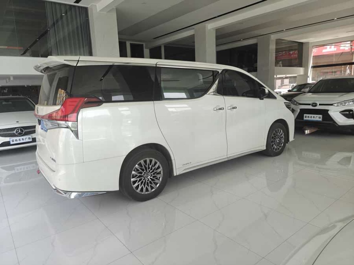 雷克薩斯 LM  2020款 300h 四座御世版圖片