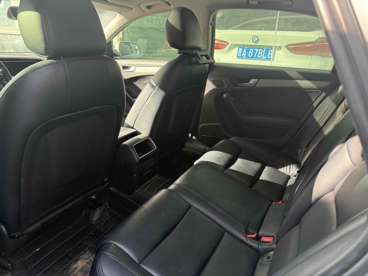 奥迪 奥迪A4L  2013款 35 TFSI 自动标准型图片