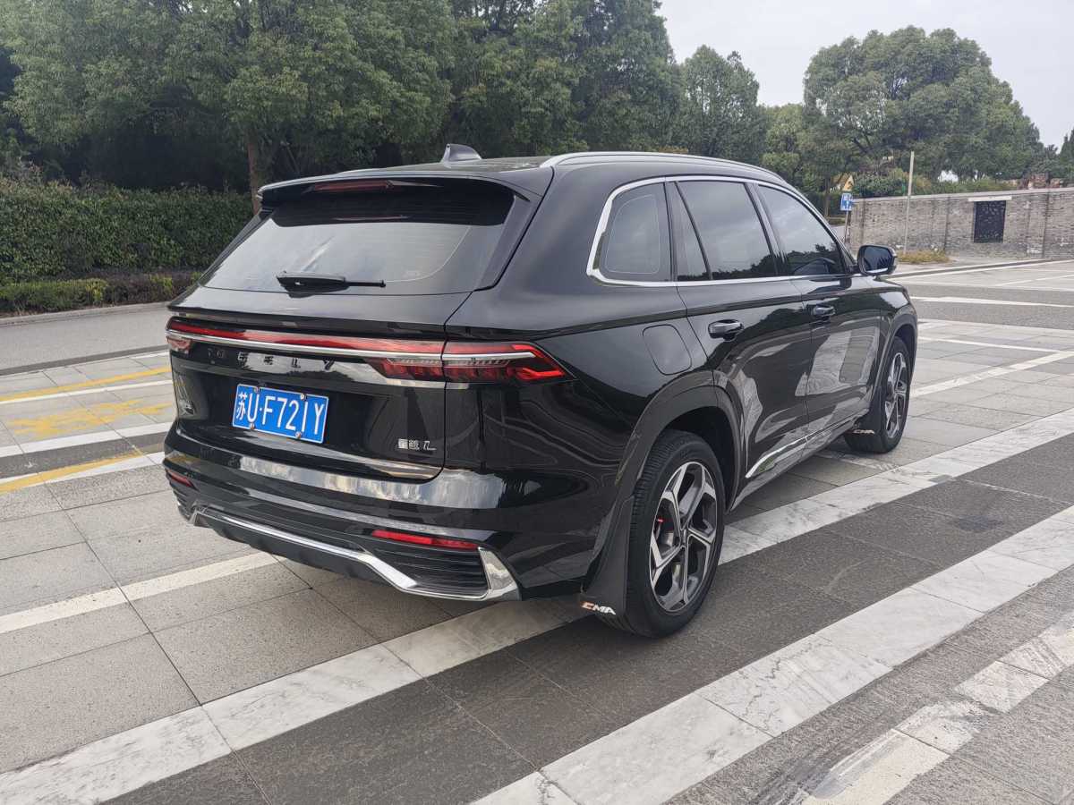 吉利 星越L  2021款 2.0TD DCT EVO兩驅(qū)尊貴型圖片