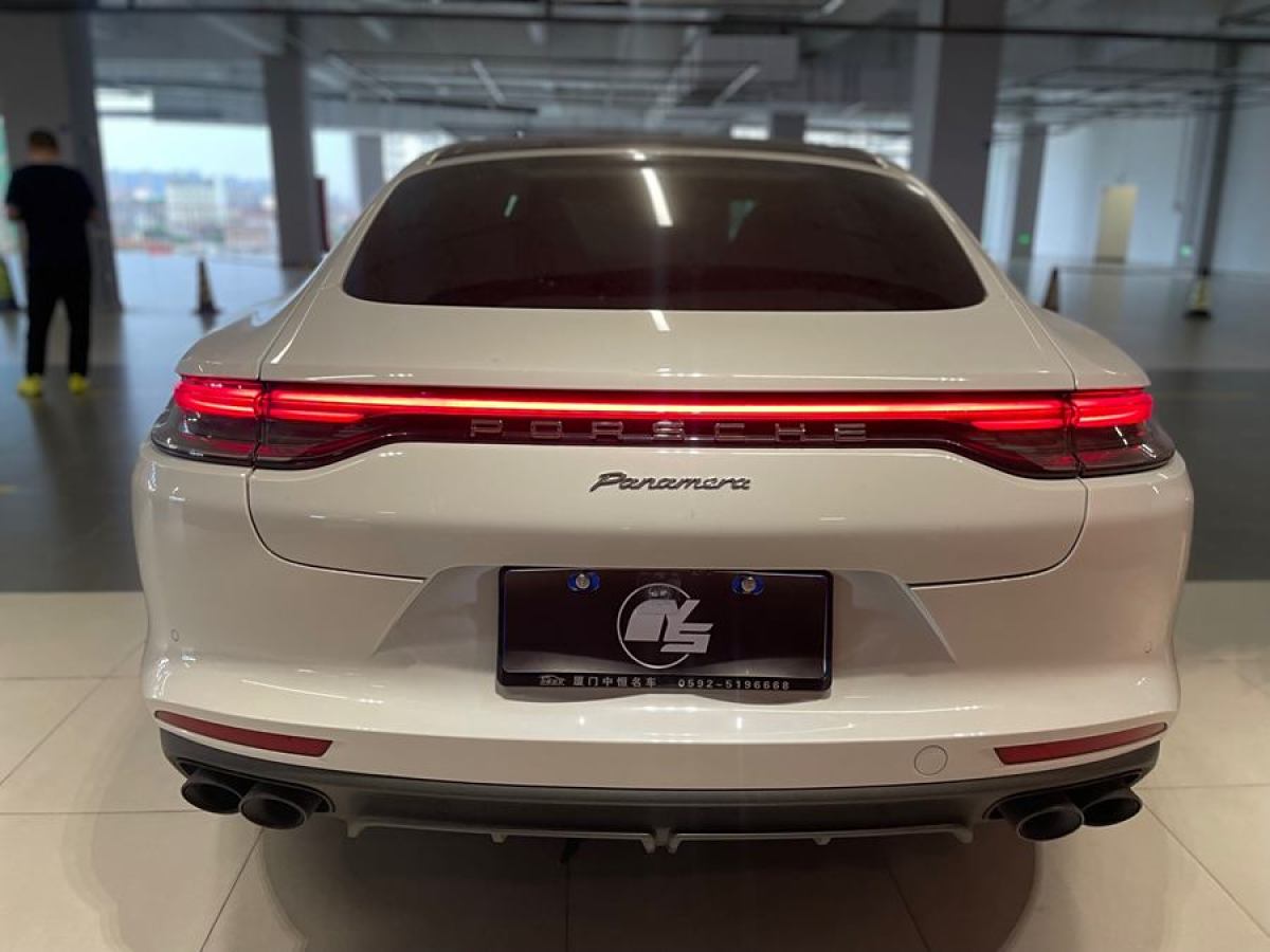 2021年7月保時(shí)捷 Panamera  2021款 Panamera 行政加長(zhǎng)版 2.9T