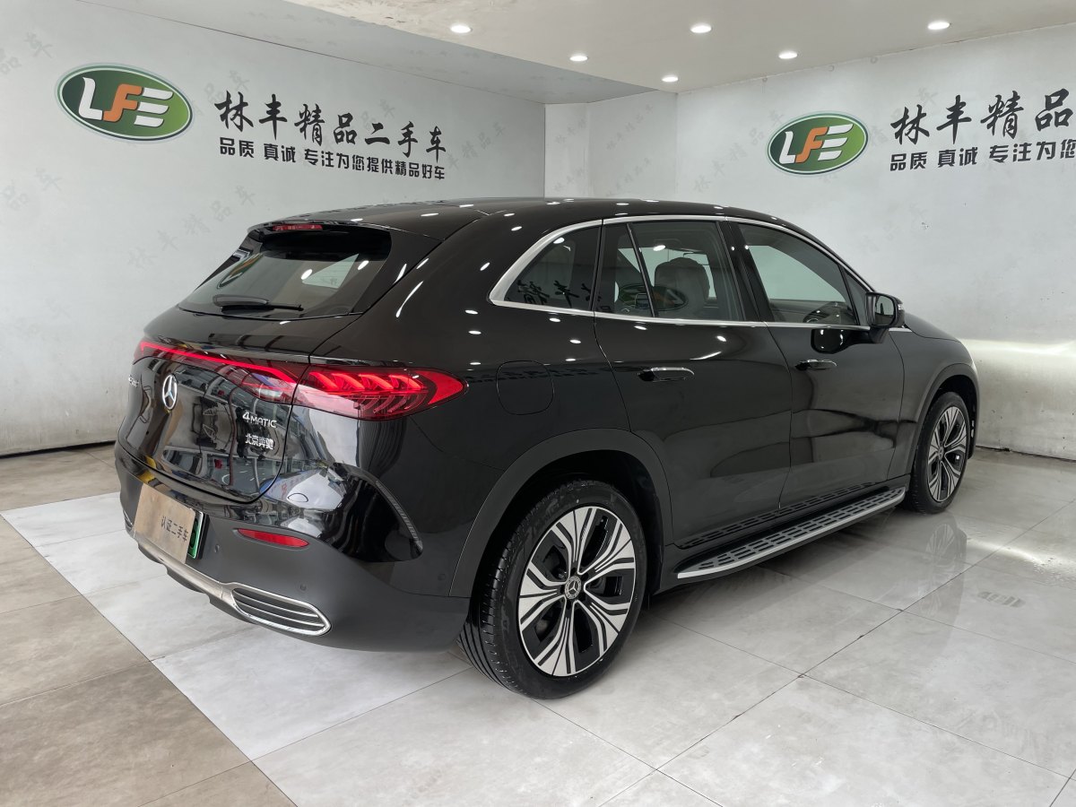 2024年5月奔馳 奔馳EQE SUV  2024款 350 4MATIC 豪華版