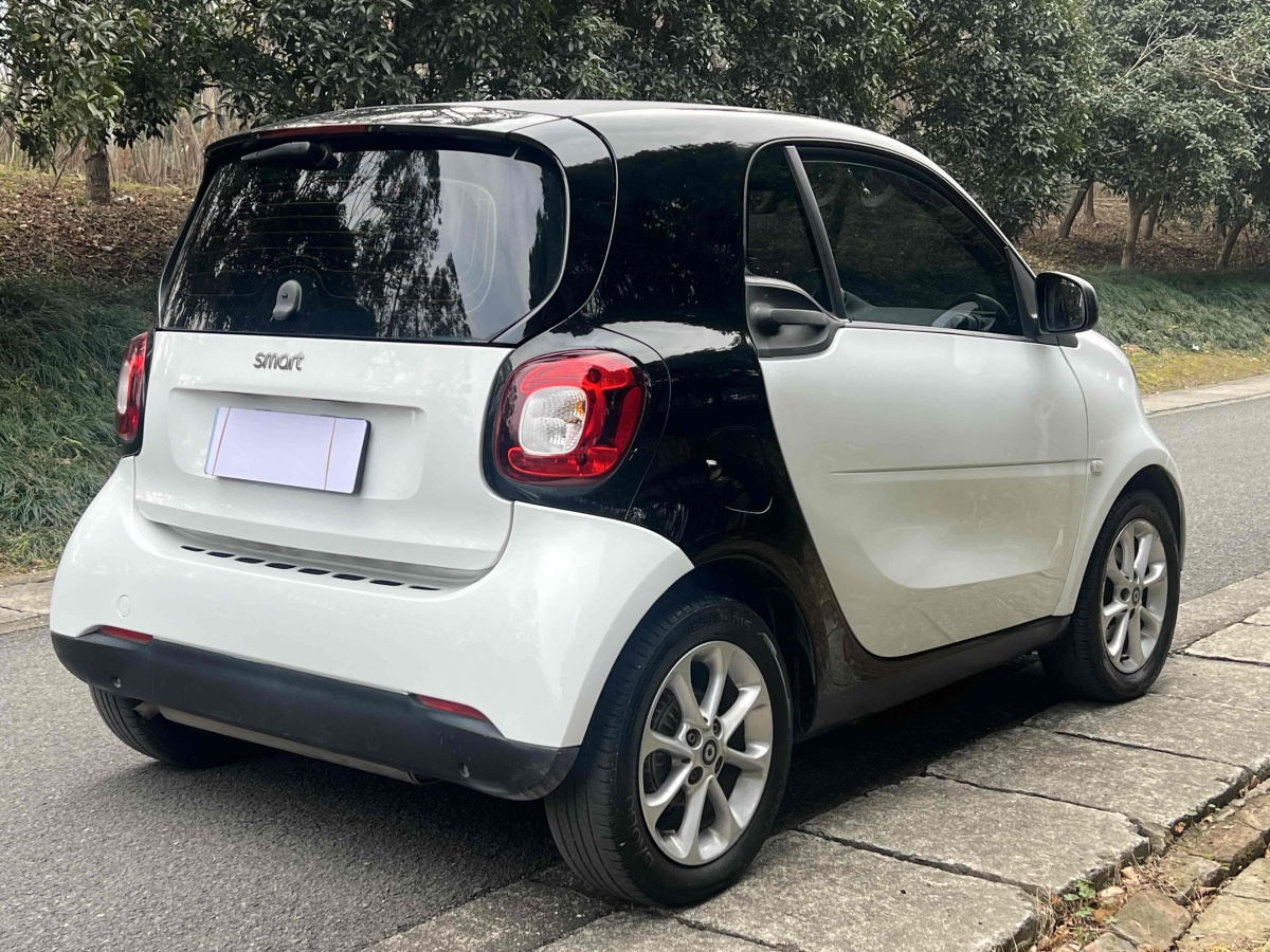 smart fortwo  2015款 1.0L 52千瓦硬頂靈動版圖片