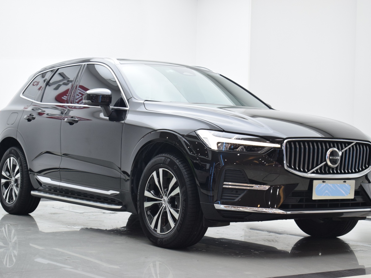 沃爾沃 XC60  2024款 B5 四驅(qū)智逸豪華版圖片